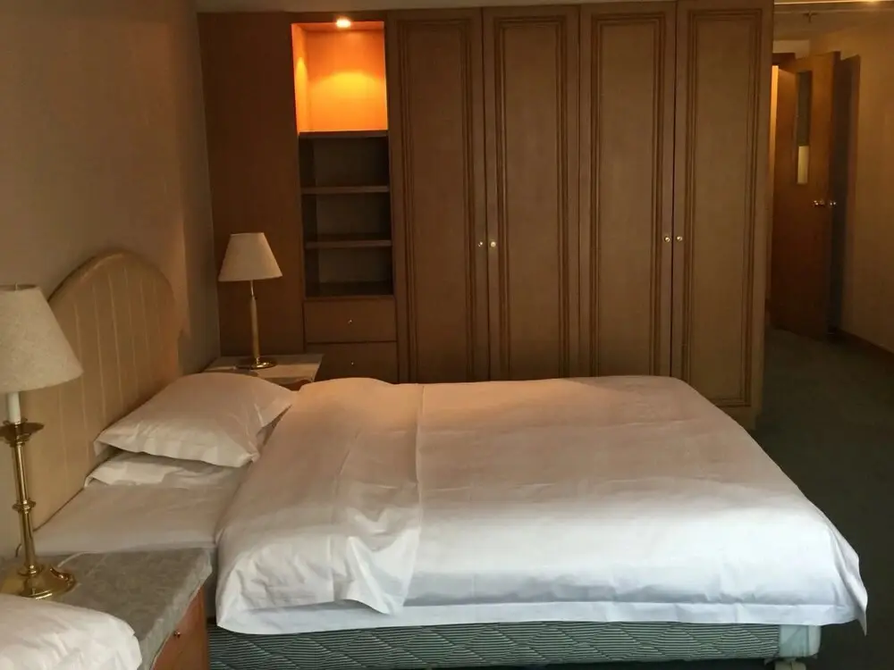 Пекин: Beijing New World CBD Apartment