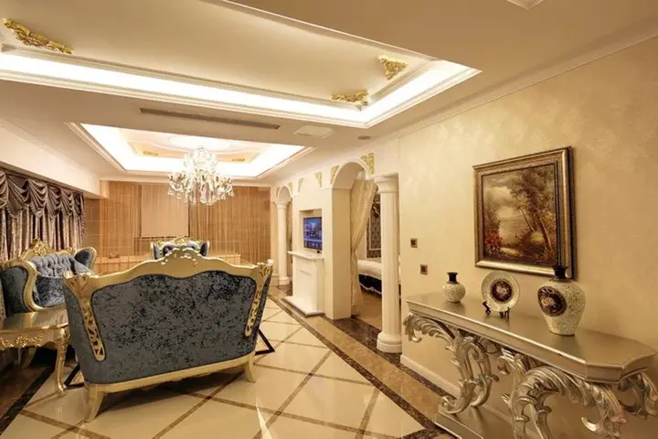 Чунцин: Chongqing Pinai Qihuan Hotel