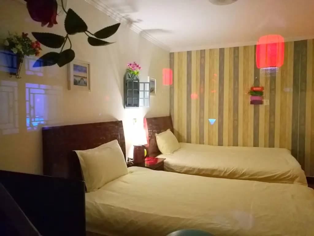Пекин: Beijing Badaling Great Wall Caos Hostel