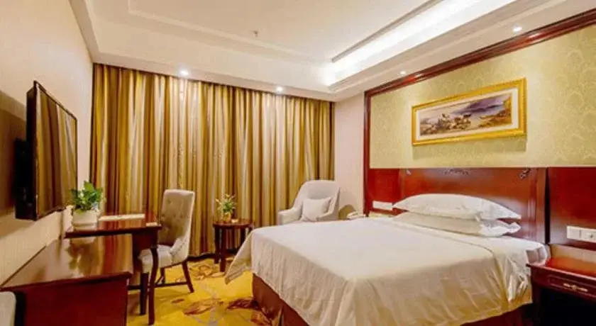 Дунгуань: Vienna Dongguan Tangxia Guanlan Lake Golf Club