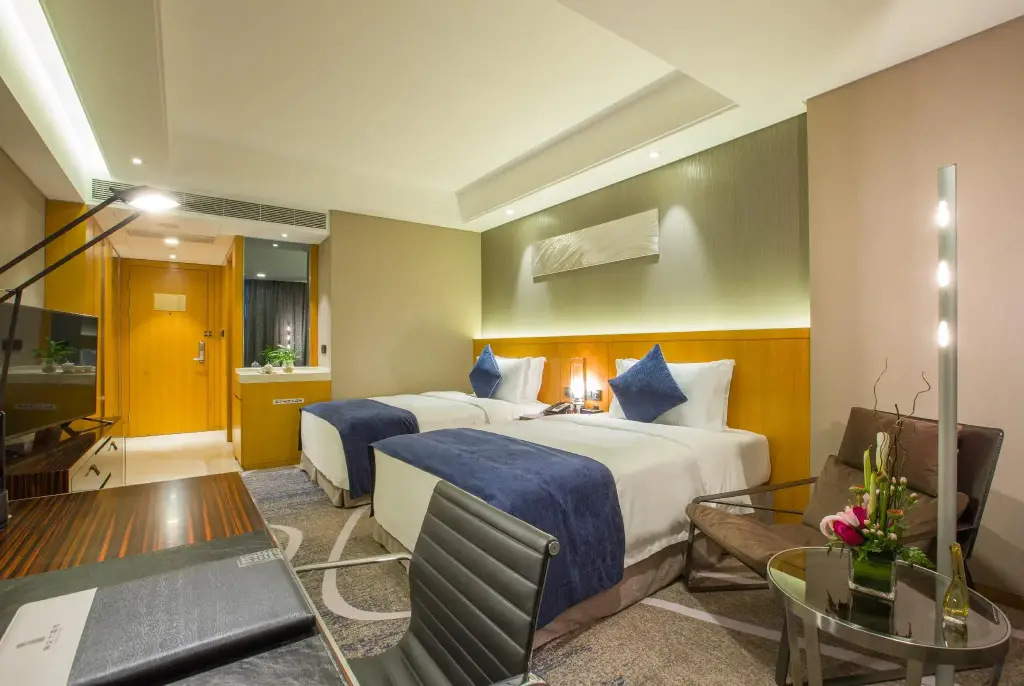 Чунцин: C Plaza Hotel CQ Jiefangbei Hongya Cave