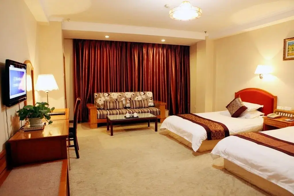 Хецзе: Tianhong Hotel