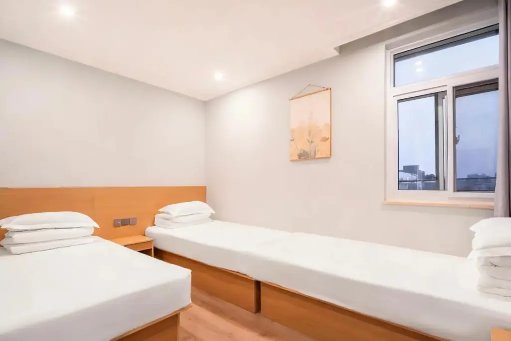 Пекин: Beijing Granary International Hostel
