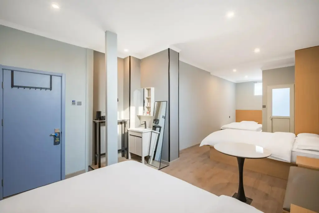 Пекин: Beijing Granary International Hostel