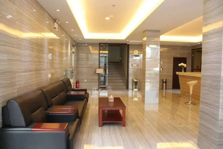 Пекин: 169 Hotel