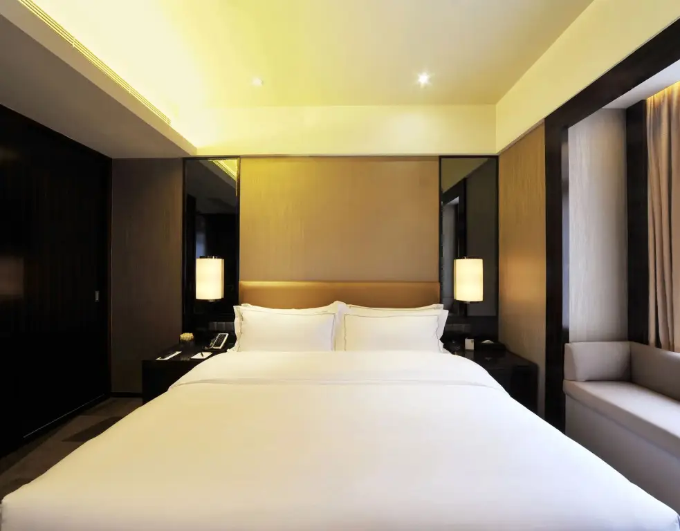 Ухань: Royal Suites & Tower