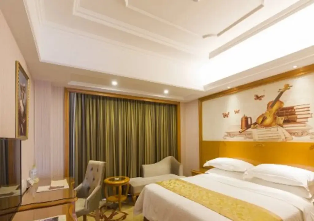 Чанша: Vienna International Hotel Changsha West Bus Station Branch