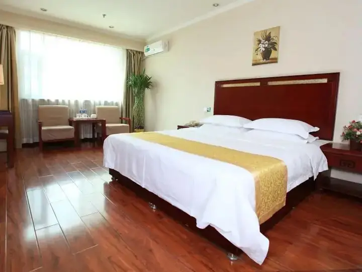 Нанкин: GreenTree Eastern JiangSu NanJing Jiangning University Towm Ecomonic and Trade College Hotel
