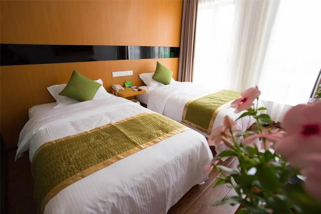Хецзе: Vatica Heze Mudan Road Shangri-La Square Hotel