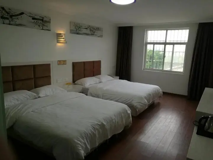Ухань: Baiying Fanrui Hotel