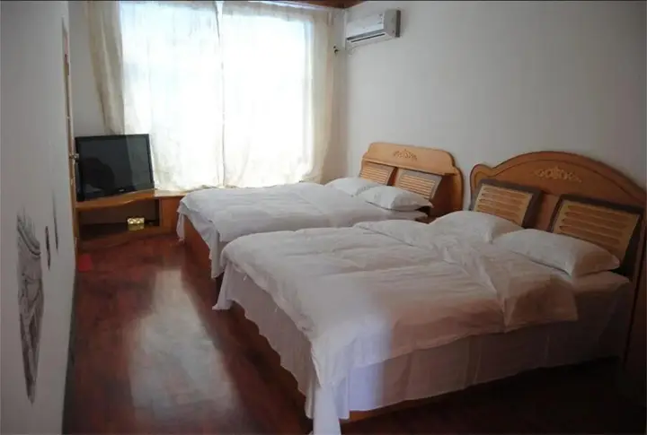 Шиянь: Wudang Daoke Youth Hostel