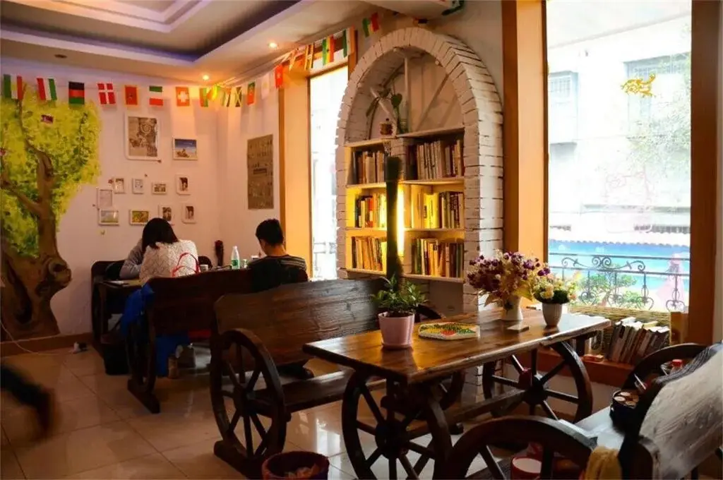 Шиянь: Wudang Daoke Youth Hostel