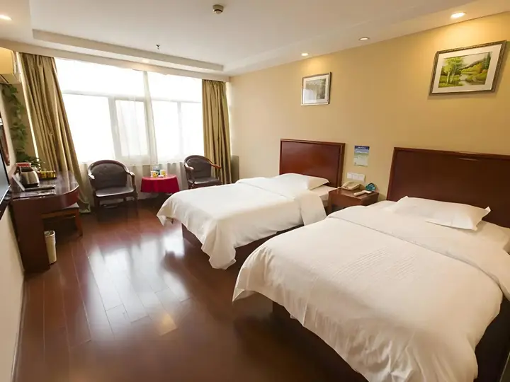 Линьи: GreenTree Inn Shandong Linyi Yishui County Angel Garden Express Hotel