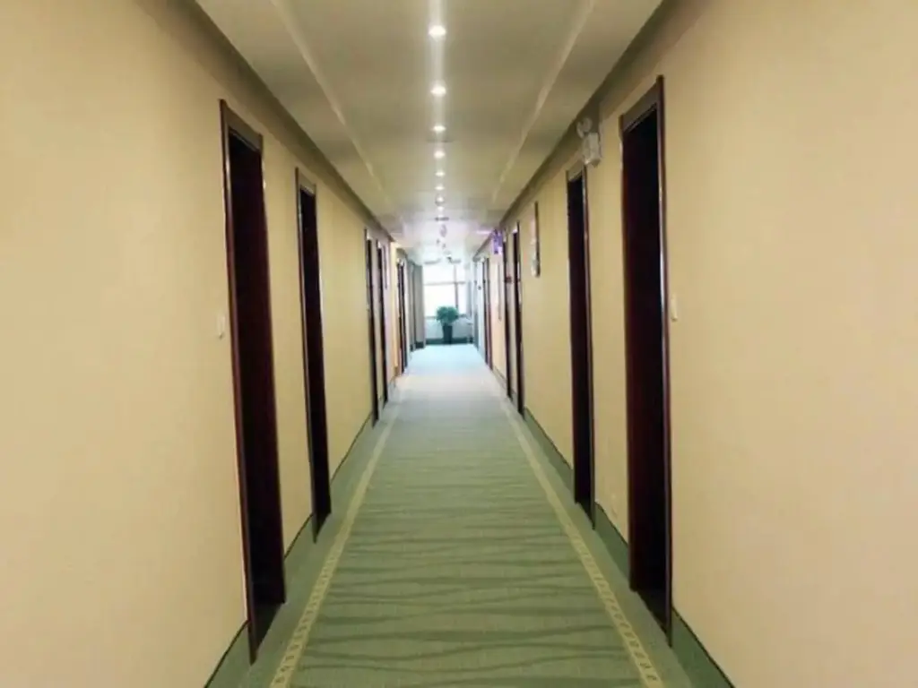 Нанкин: GreenTree Inn Jiangsu Nanjing Qiaobei Hongyang Square Taishan Metro Station Express Hotel