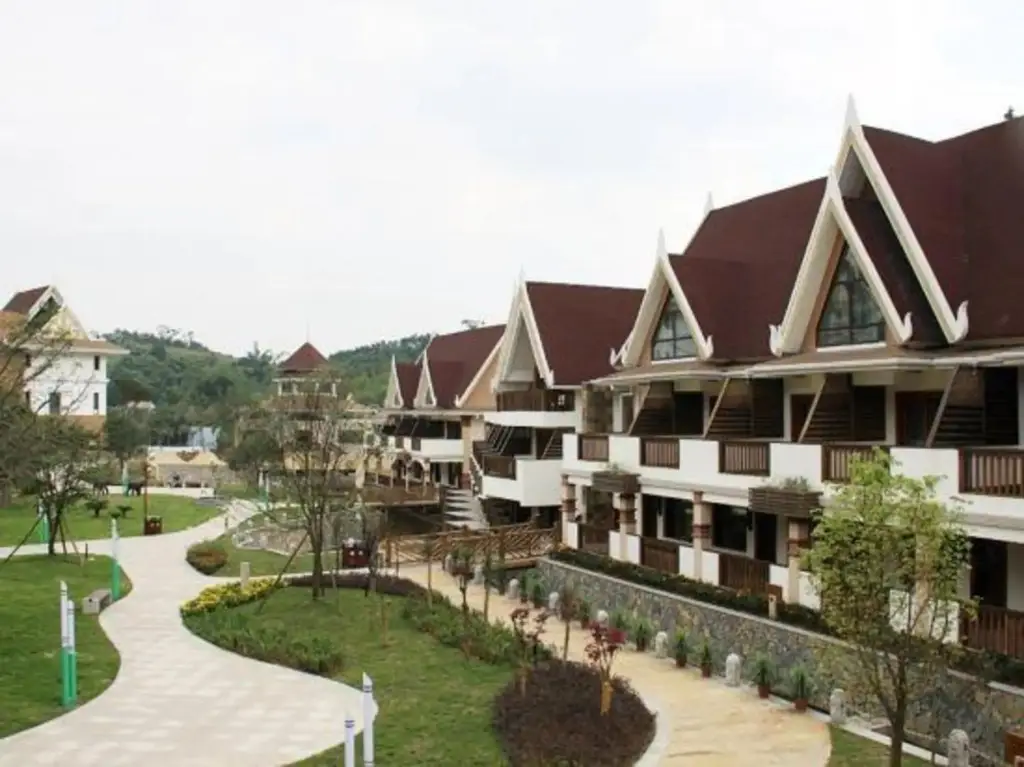 Чунцин: River & Holiday Hotel