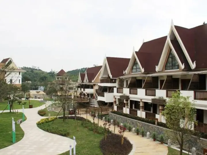Чунцин: River & Holiday Hotel