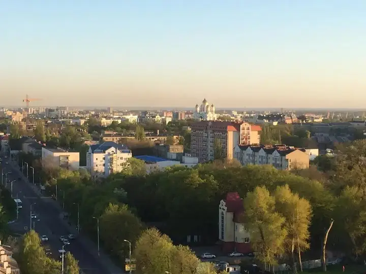 Калининград: Apartamenti Proletraskaya 75