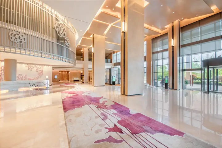 Чунцин: Chongqing High-Tech Holiday Hotel