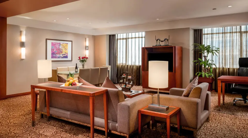Чунцин: Crowne Plaza Chongqing Jiefangbei(Formerly InterContinental Chongqing)