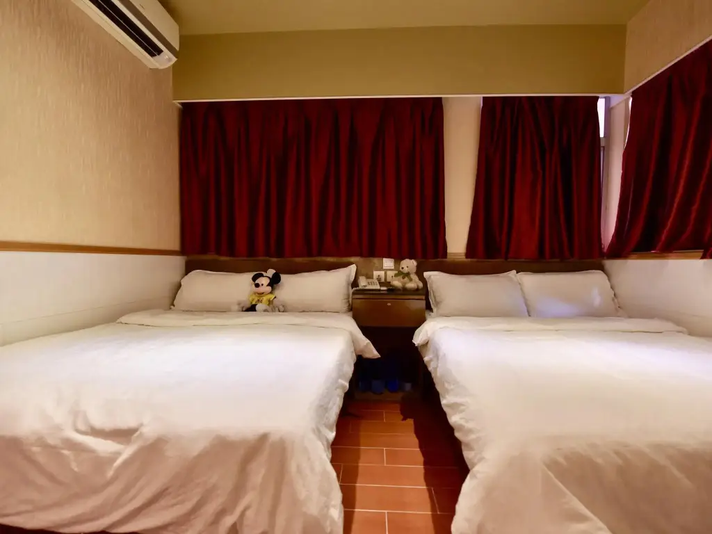 Гонконг: Yiu Fai Guest House