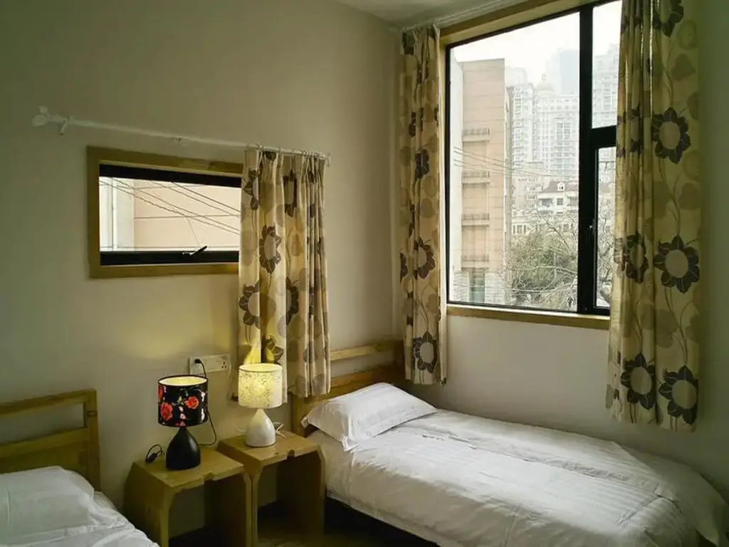 Шанхай: Shanghai Rock & Wood International Youth Hostel