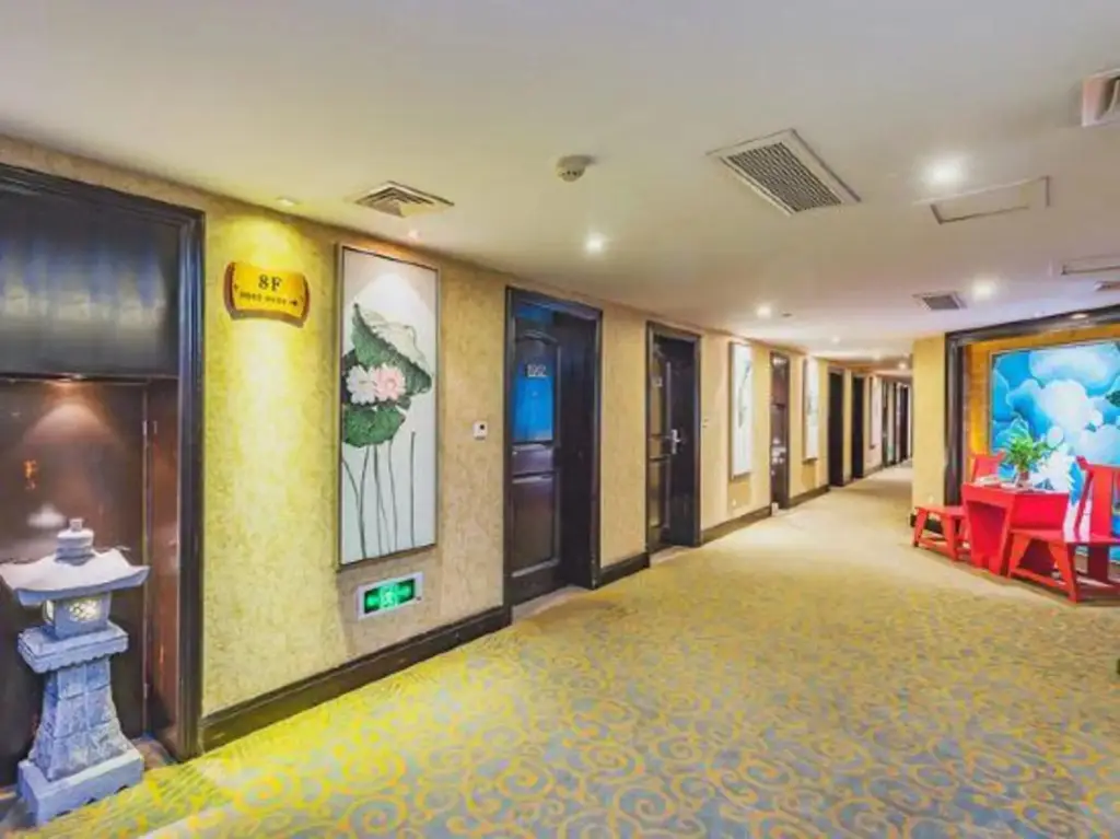 Чунцин: Chongqing Plaza Hotel