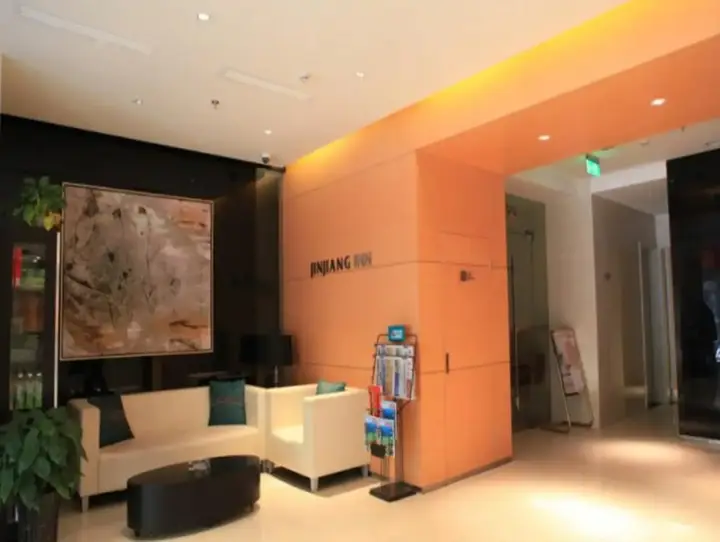 Сиань: Jinjiang Inn Xian Dayanta Hotel
