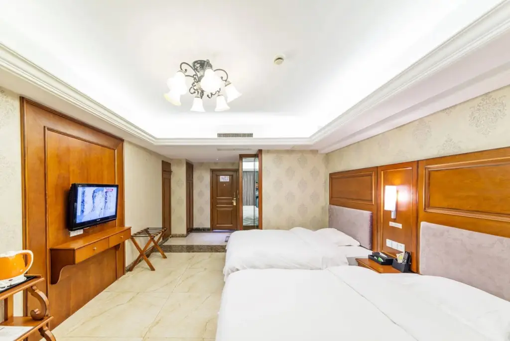 Чунцин: ibis Chongqing Ranjiaba