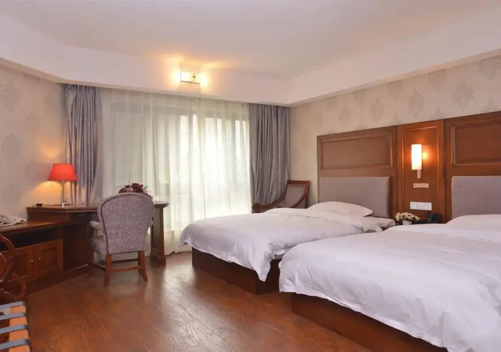 Чунцин: ibis Chongqing Ranjiaba