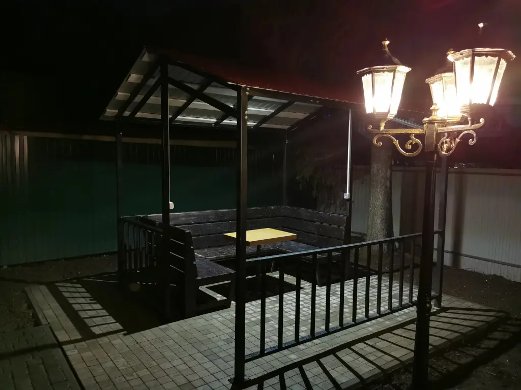 Коломна: Dvukhetazhnyi u Kolomenskogo Kremlia Cottage