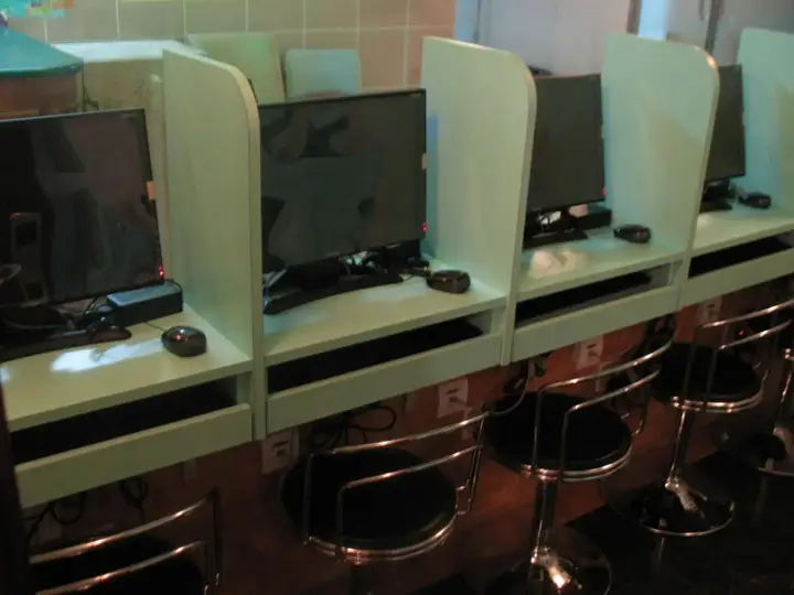 Гонконг: Hong Kong Co-living Space, Kowloon Youth Village