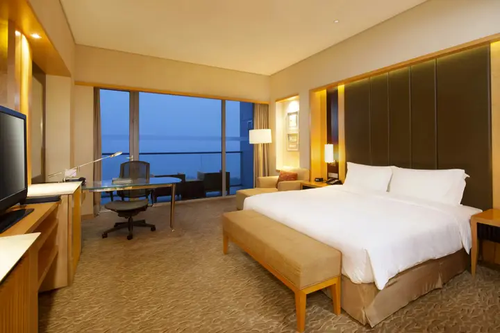 Нанкин: Hilton Nanjing Riverside