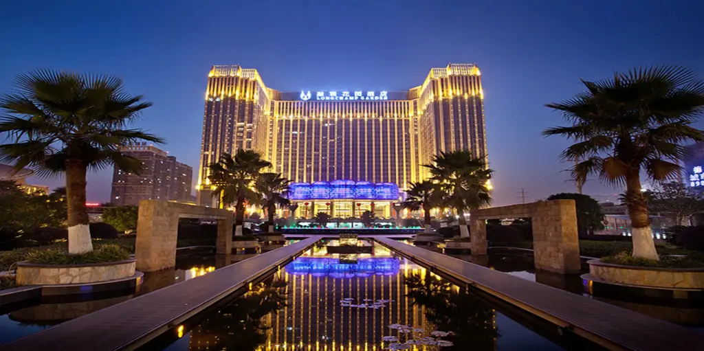 Longchamp Garden Hotel Changsha — фото 1