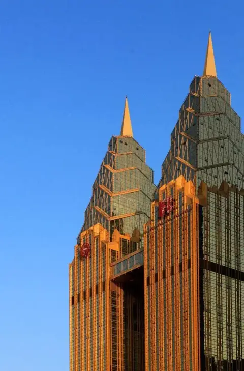 Sheraton Chongqing Hotel — фото 1