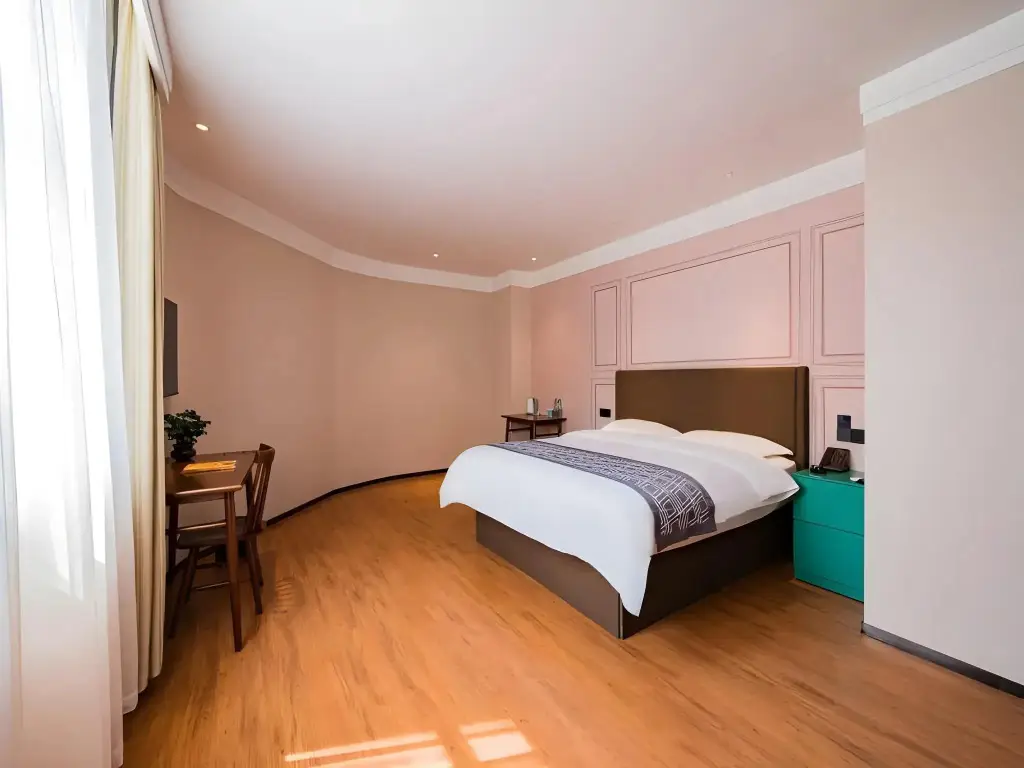 Пекин: GreenTree Inn Beijing Guangmingqiao Express Apartment Hotel