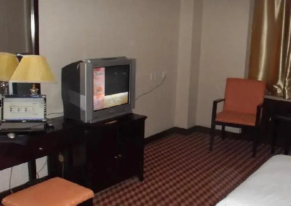Нанкин: Nanjing Golden Great Wall Hotel