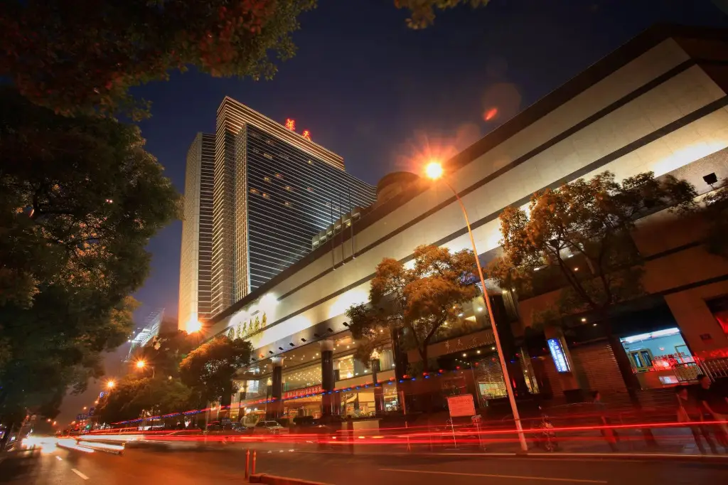 Hunan Huatian Hotel — фото 1