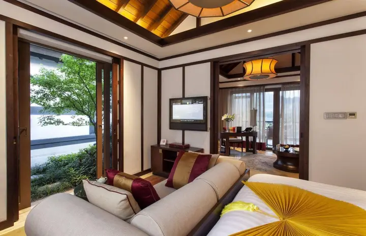 Чунцин: Chongqing Beibei Banyan Tree