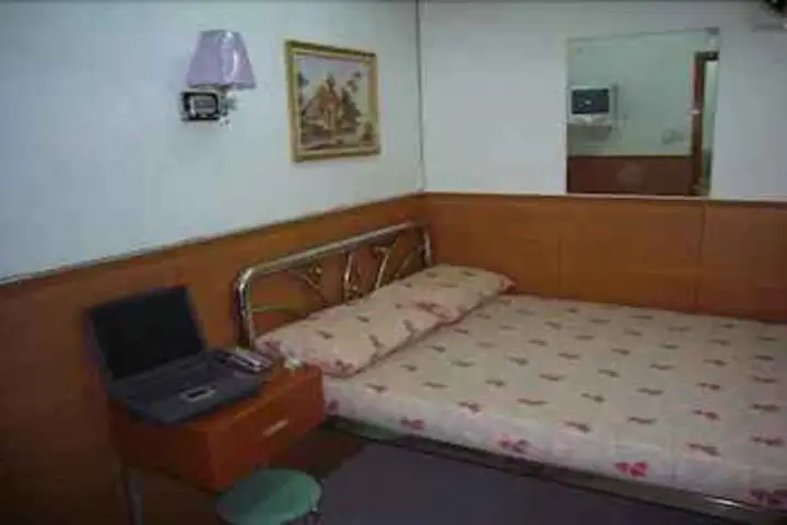 Гонконг: Guangdong Guest House