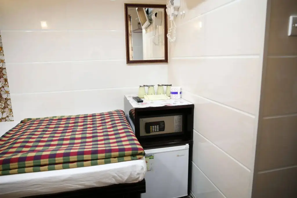 Гонконг: Holland Guest House