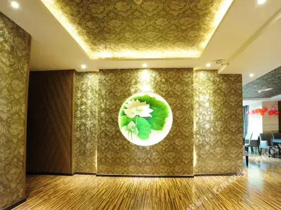 Чунцин: No.1 Nanhu Hotel