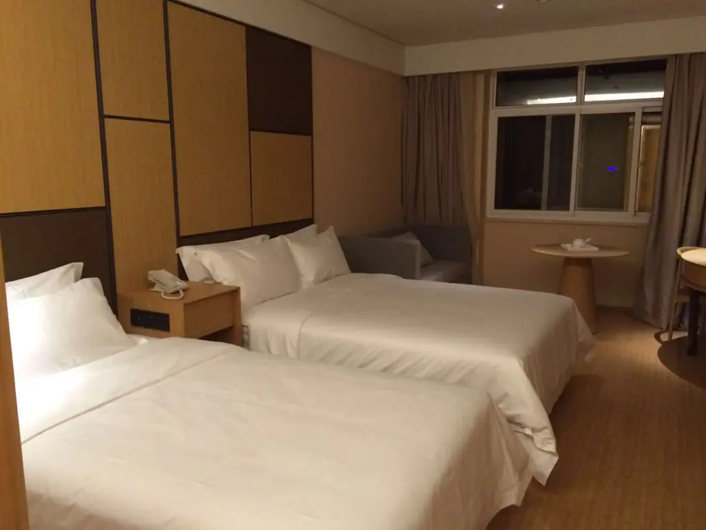 Сиань: Ji Hotel (Xi'an Giant Wild Goose Pagoda East Xiaoz