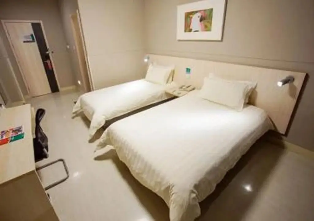 Нанкин: Jinjiang Inn Nanjing Mochou Lake