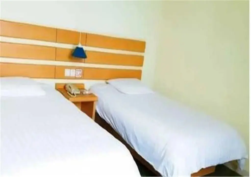 Чунцин: Home Inn Chongqing Wanzhou Gaosuntang Shixian Road Branch
