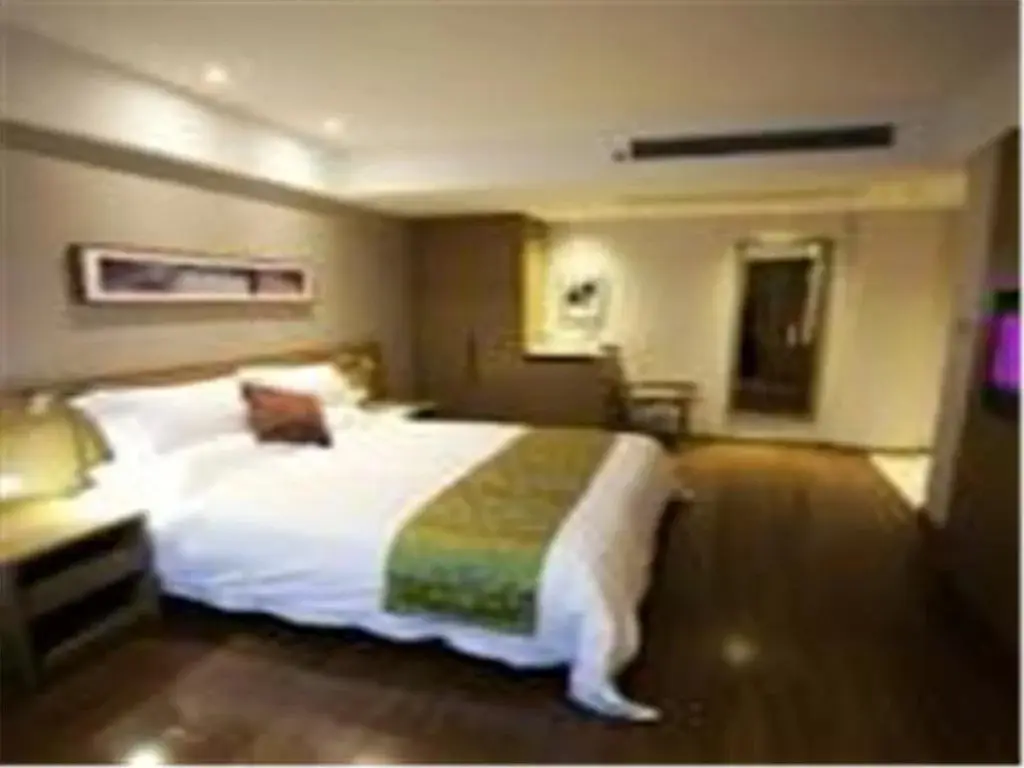 Цзинань: Home Inn Jinan Jingshi Weiqi Road Hexie Square
