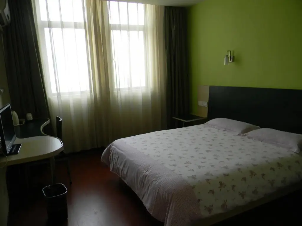 Шанхай: Motel 168 Shanghai East Tianmu Road Branch