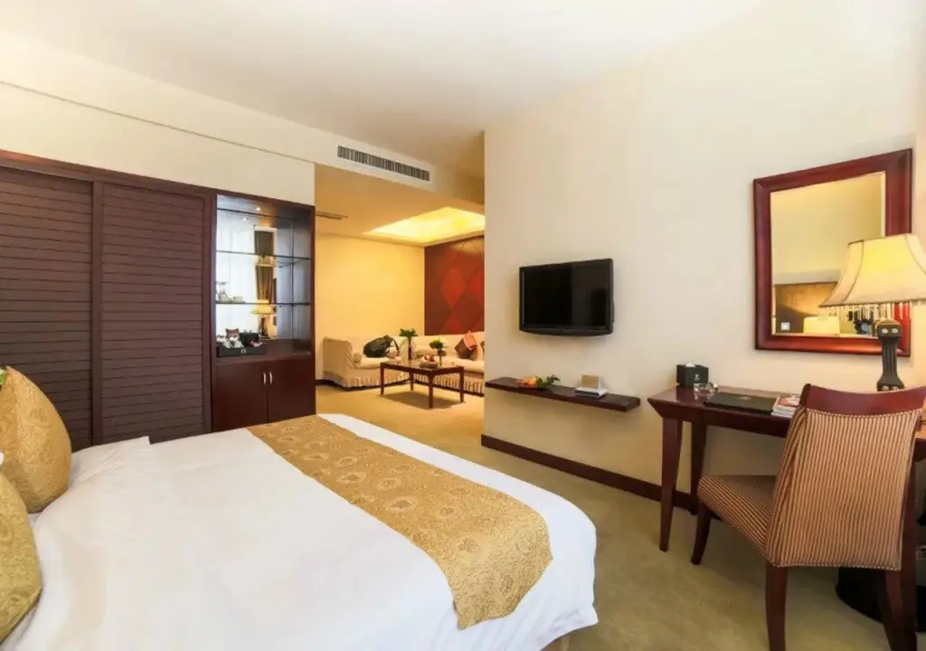Нанкин: Nanjing Panda Jinling Hotel
