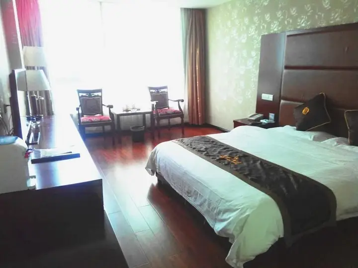 Сиань: Huachen Hotel (Xi'an Bell Tower East Street Mingchengqiang)