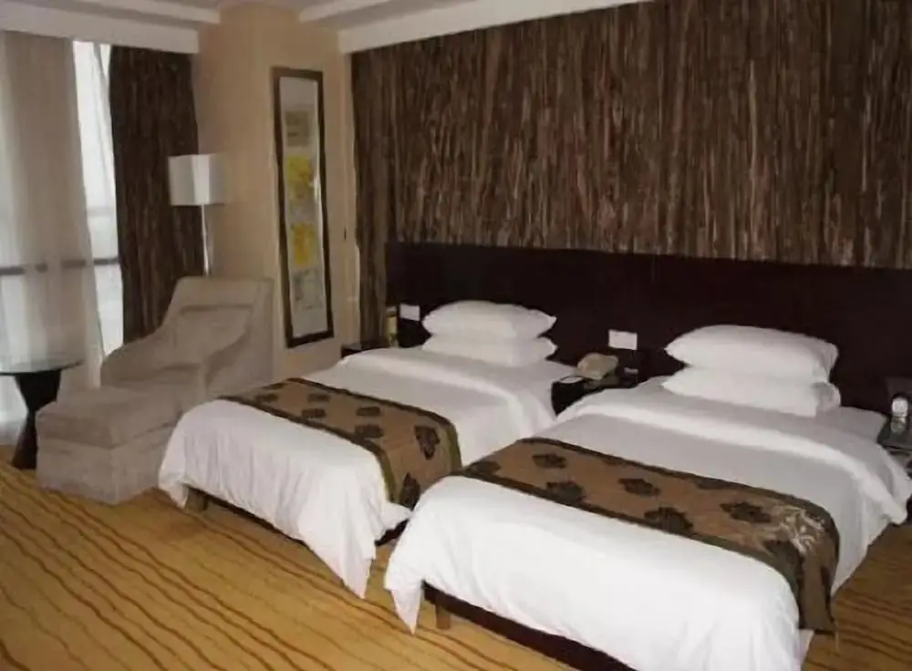 Нанкин: Nanjing New Century Hotel