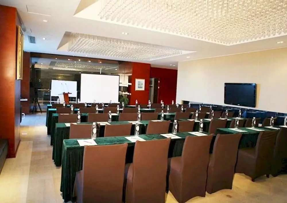 Ухань: Wuhan Palm Spring International Hotel